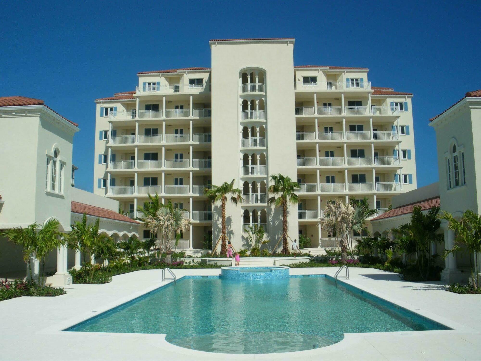 The Venetian On Grace Bay Aparthotel Kültér fotó